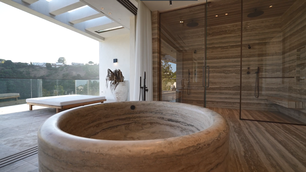Glass shower enclosures with Aluminium